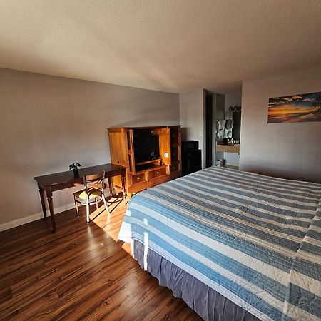 Atlantic Shores Inn And Suites Чинкотиг Экстерьер фото