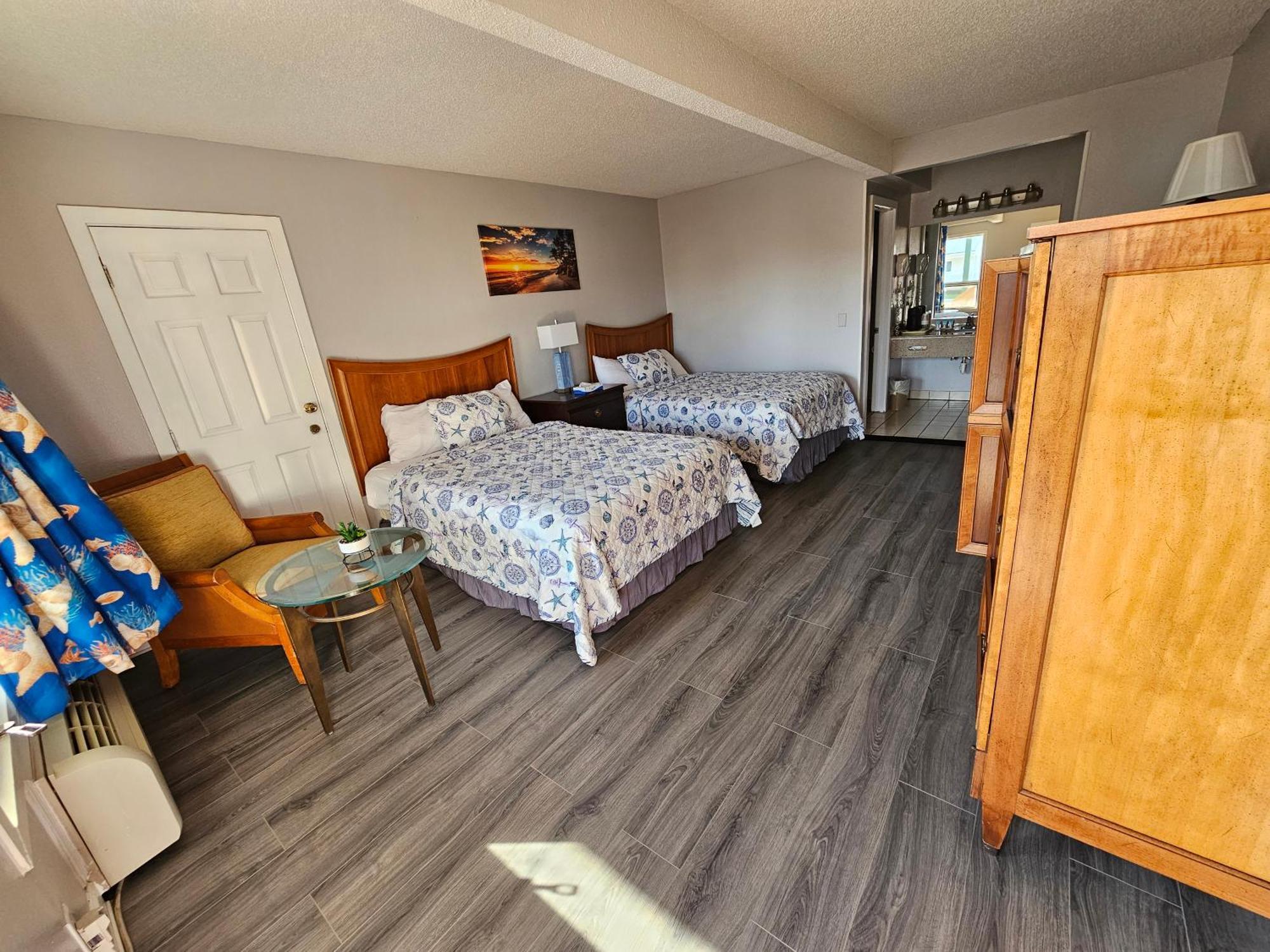 Atlantic Shores Inn And Suites Чинкотиг Экстерьер фото