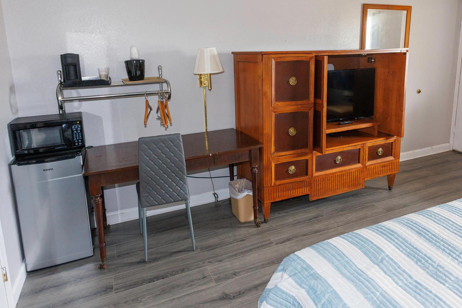 Atlantic Shores Inn And Suites Чинкотиг Экстерьер фото