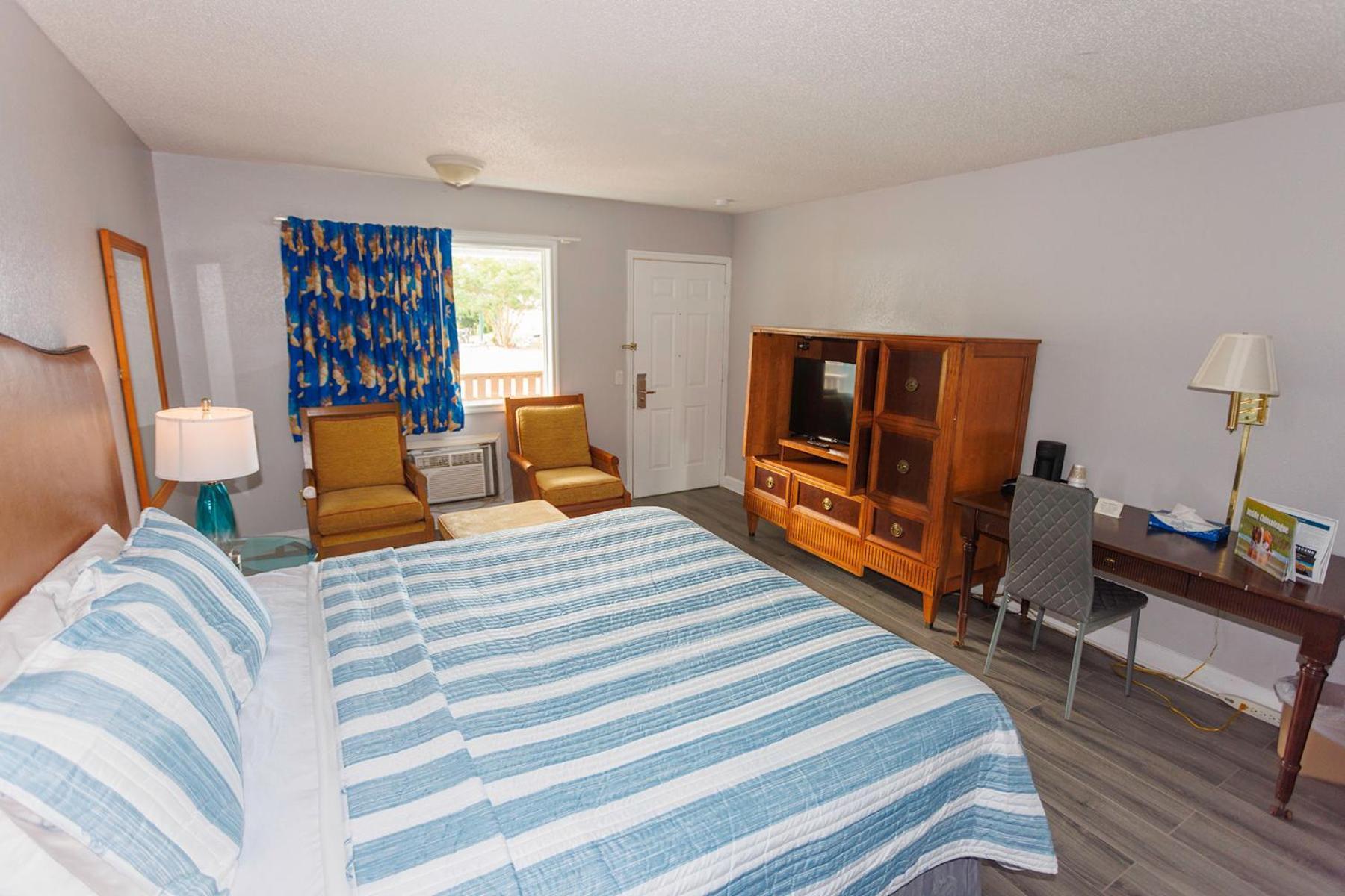 Atlantic Shores Inn And Suites Чинкотиг Экстерьер фото